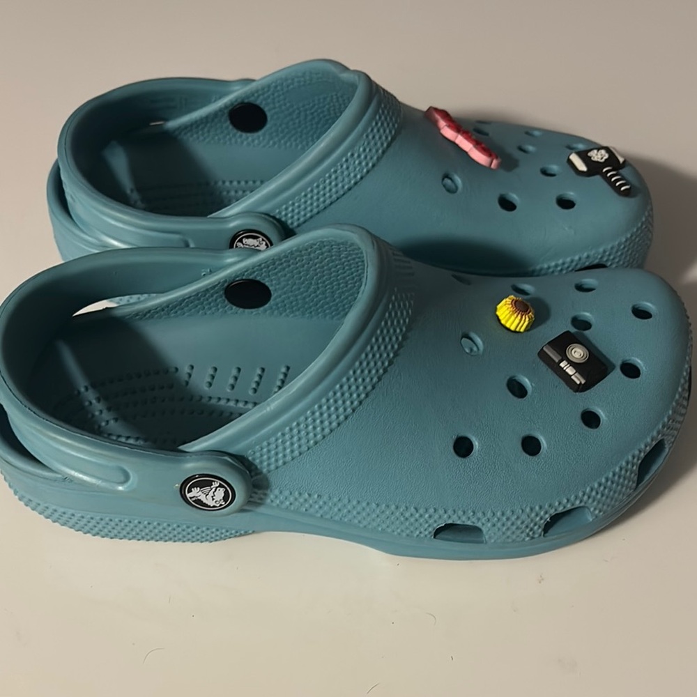 Used 1 time - Kids Teal Slip-On Clogs with Decorative Charms